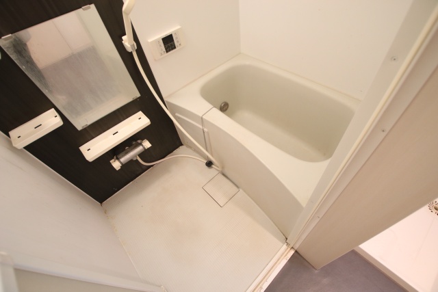 バス・シャワールーム　※別室の参考写真の為、現況優先です。