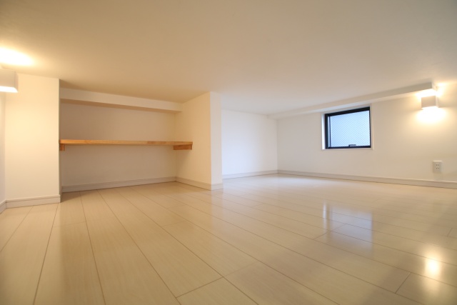 居室・リビング　※別室の参考写真の為、現況優先です。