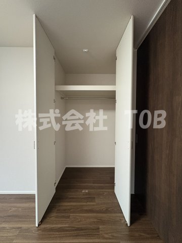 収納　洋室6帖　収納
