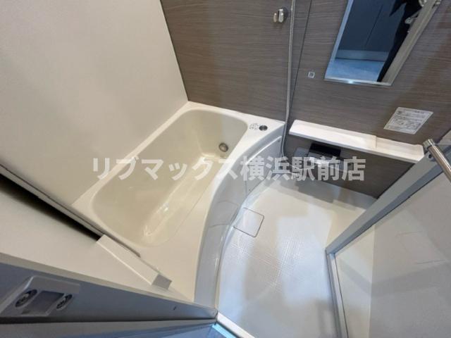 バス・シャワールーム　同タイプ別住戸