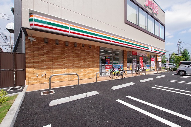 コンビニ　セブンイレブン 川崎新丸子東2丁目店（コンビニ）まで156m