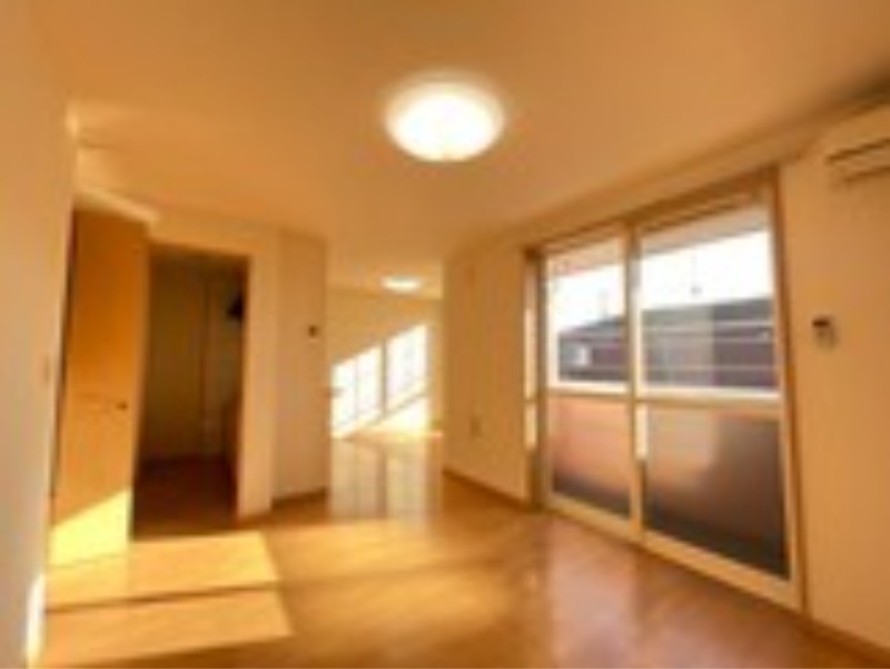 居室・リビング　図面と現状に相違がある場合には現状を優先