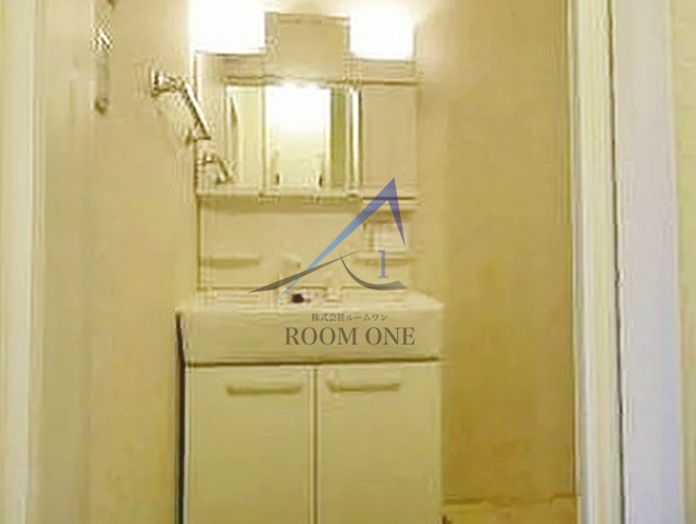 洗面設備　洗面台です。