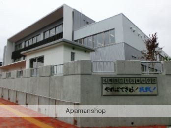 小学校　月寒東小学校（小学校）まで684m