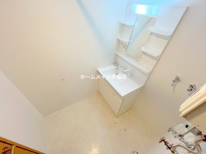 洗面設備　シャンプードレッサーで便利です♪