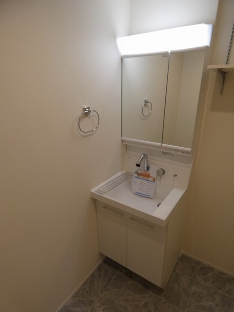 洗面設備　独立洗面台