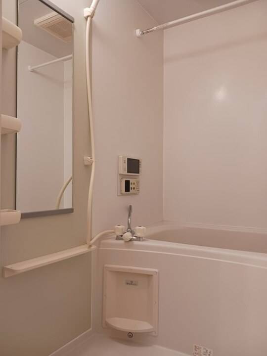 バス・シャワールーム　浴室