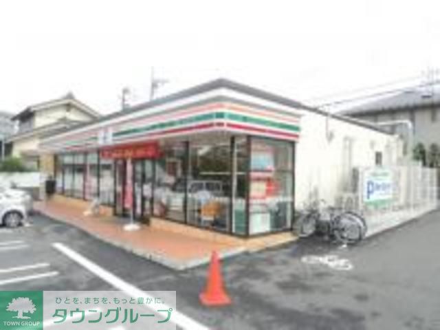 コンビニ　セブンイレブン（コンビニ）まで570m