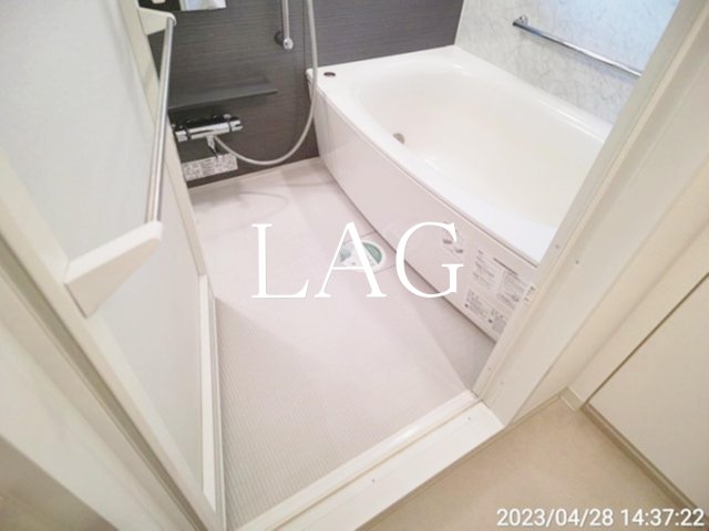 バス・シャワールーム　お風呂です。