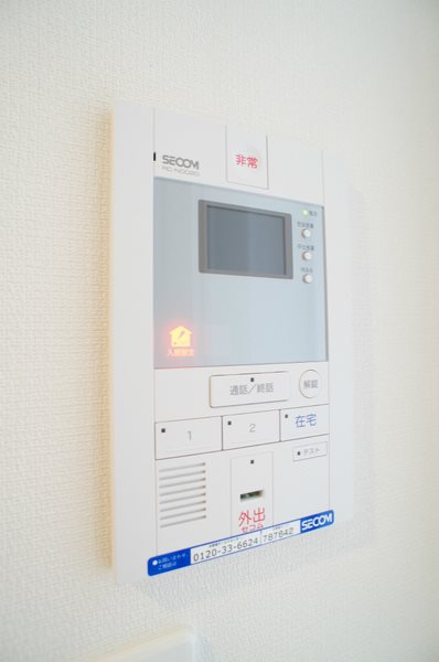 セキュリティ　突然の来客にも安心なモニター付インターホン