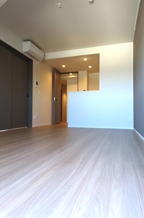 居室・リビング　☆明るい洋室☆