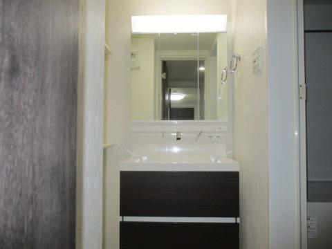 洗面設備　洗髪洗面化粧台