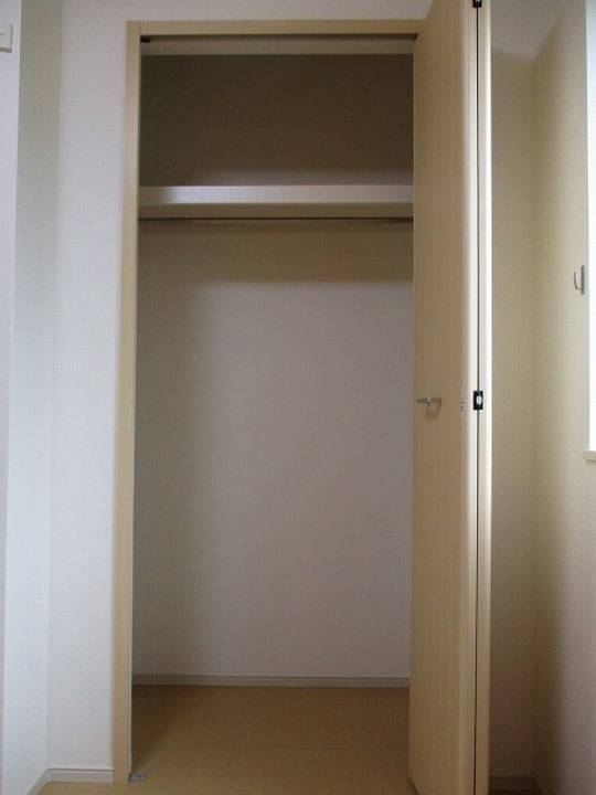 収納　クローゼット