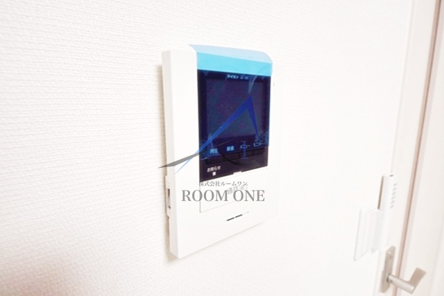 セキュリティ　モニター付きインターホンです。