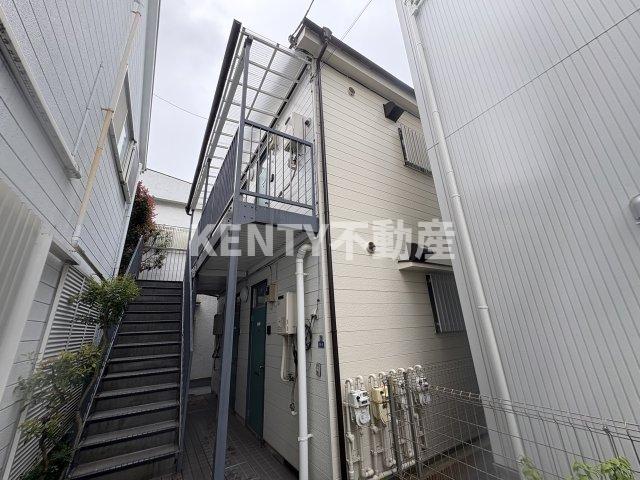 建物外観　落ち着いた雰囲気の外観です