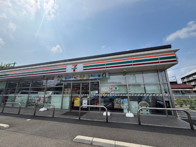コンビニ　セブンイレブン大井市沢店（コンビニ）まで180m