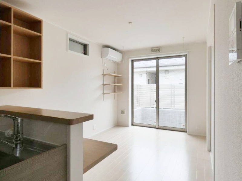 居室・リビング　図面と現状に相違がある場合には現状を優先