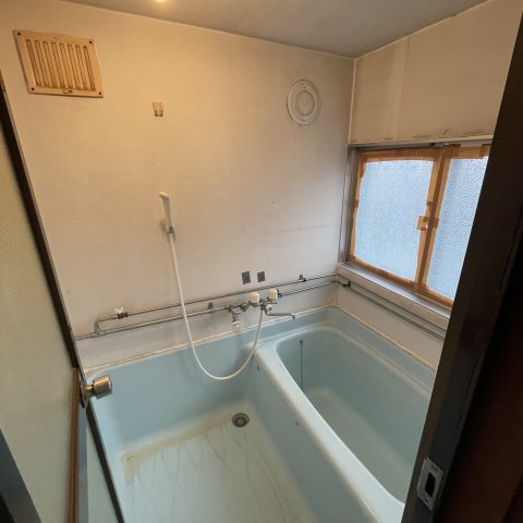 バス・シャワールーム　お風呂です