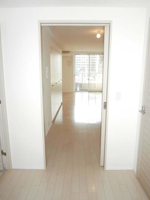 玄関　※写真は同タイプ住戸です。