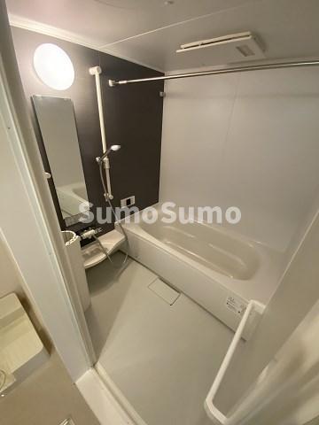 バス・シャワールーム　ゆったり過ごせるお風呂です