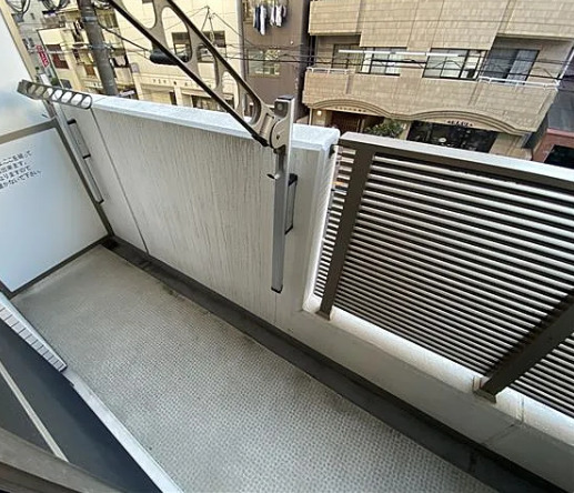 バルコニー　※別部屋の参考写真です。
