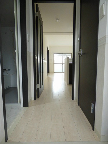 玄関　オシャレで重厚感のある外観★