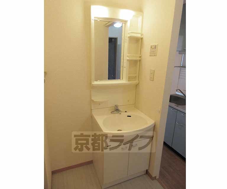 洗面設備　独立洗面台つき！