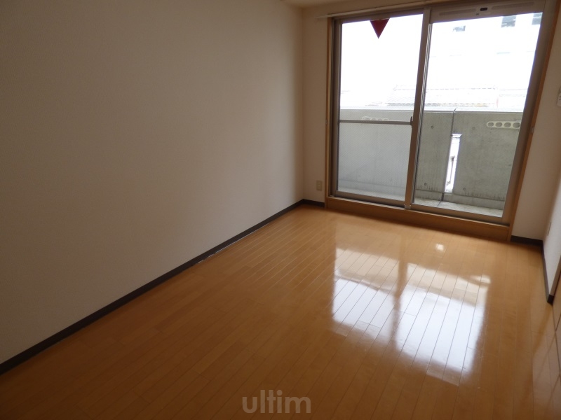 居室・リビング　※別のお部屋の写真です