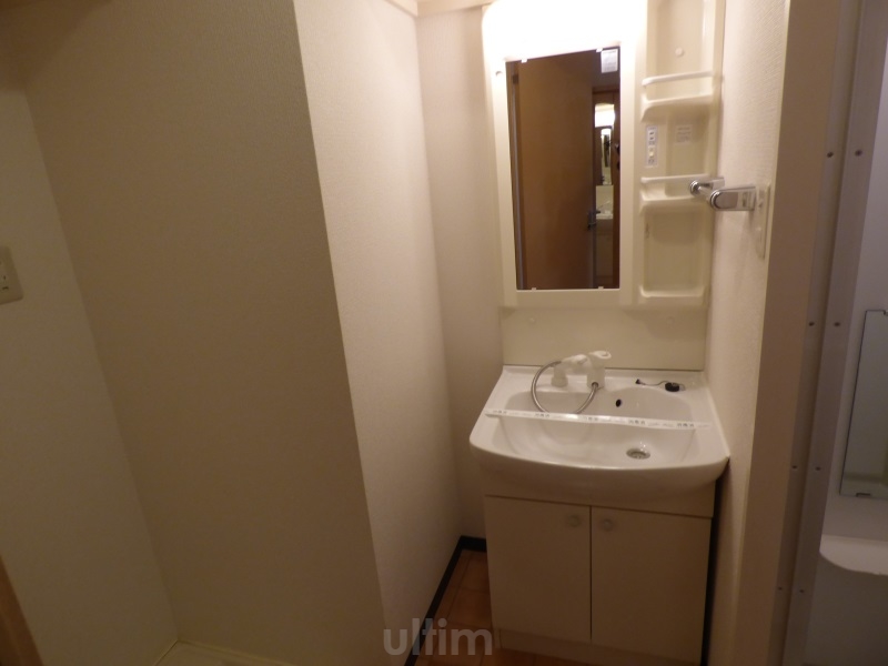 洗面設備　※別のお部屋の写真です