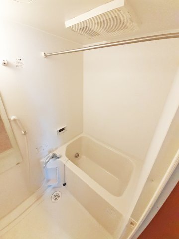 バス・シャワールーム　きれいなお風呂です