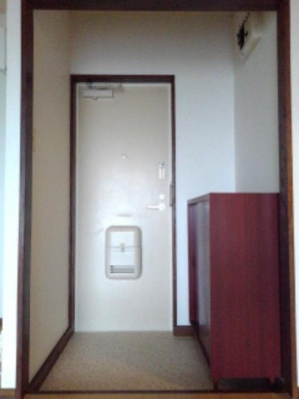 玄関　図面と現状に相違がある場合には現状を優先