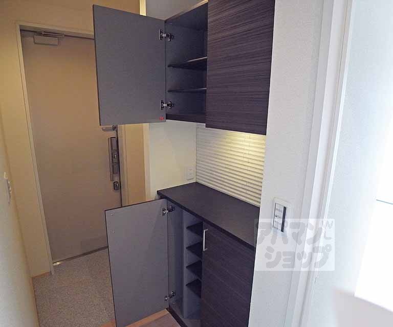 収納　シューズボックス。