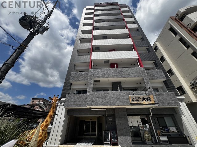 建物外観　エレベーター付きで重い荷物も楽々♪