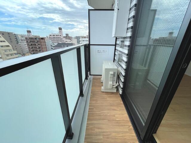 バルコニー　※９階の眺望のため多少差があり