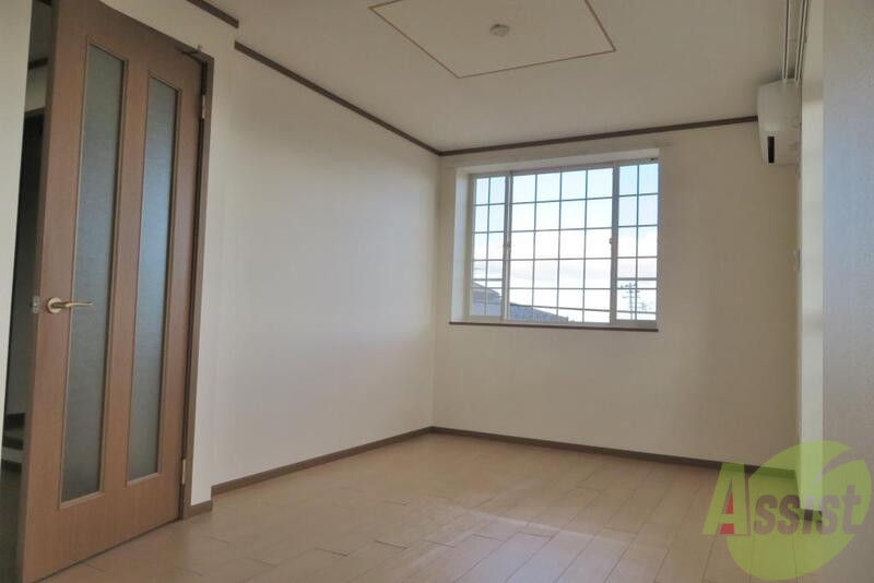 居室・リビング　１２帖の広々したリビングダイニングです