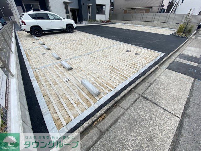 駐車場　駐車場