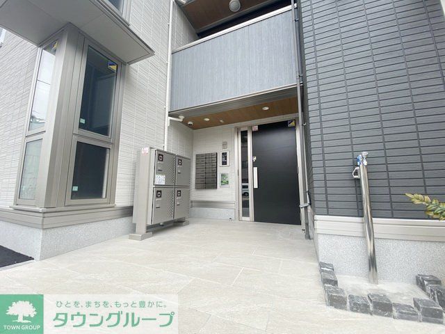 エントランス　エントランス