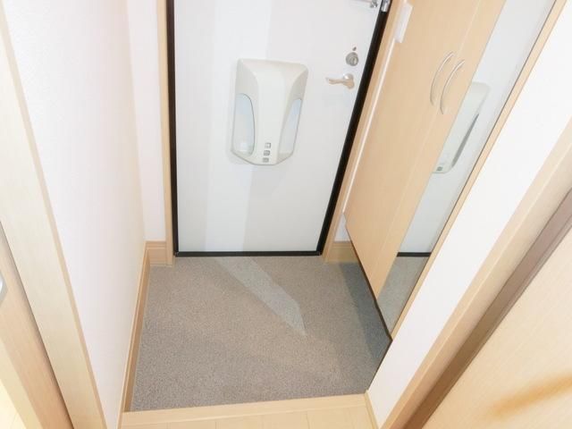 玄関　★オシャレな玄関スペースです★