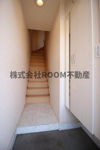 エントランス　ゆとりのあるエントランスです