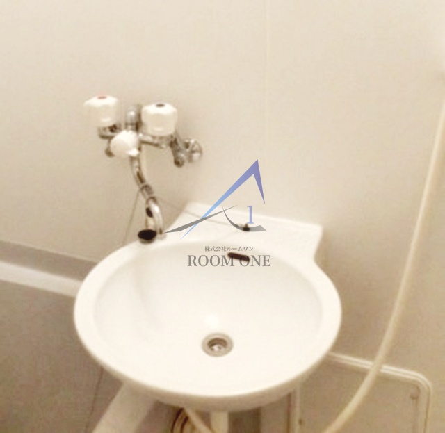 洗面設備　洗面台です。