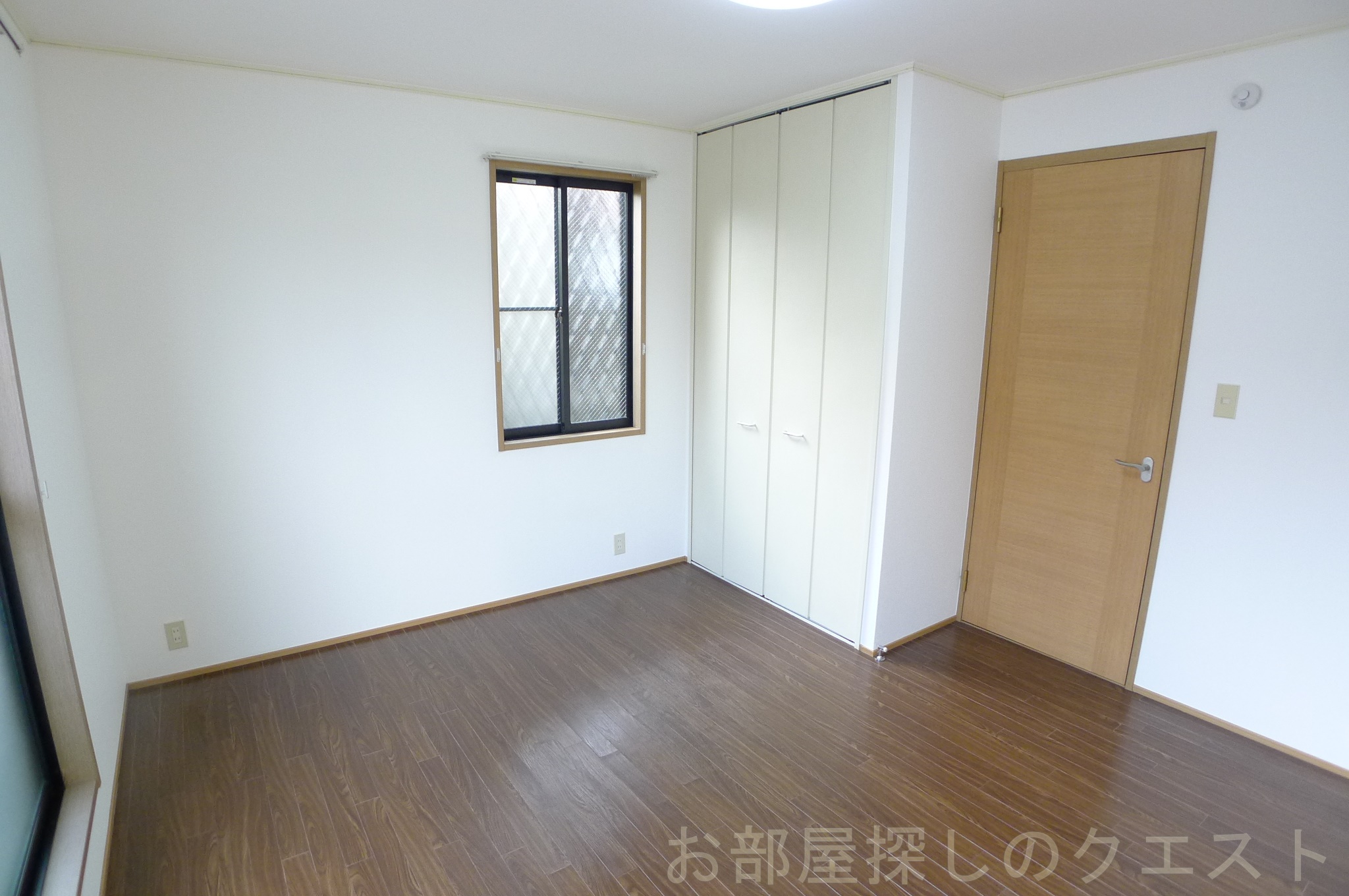 居室・リビング　（写真は同タイプ）