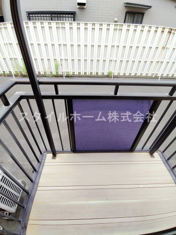 バルコニー　別部屋写真です。