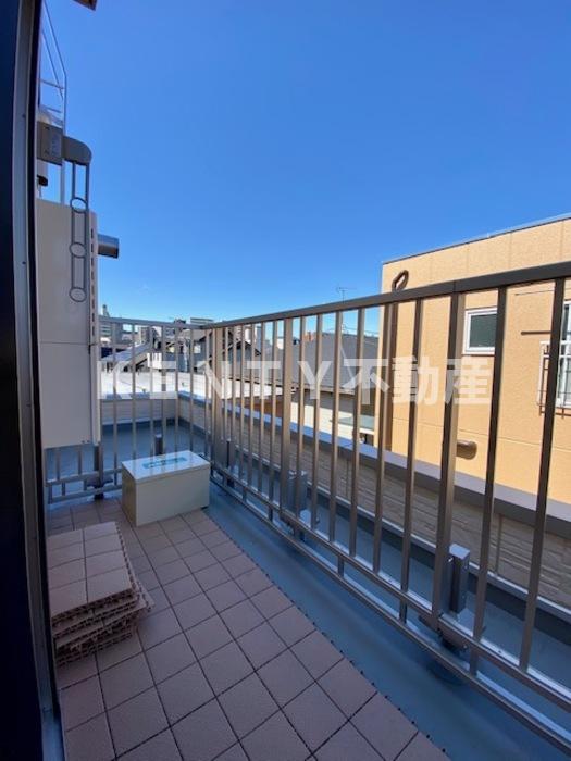 バルコニー　バルコニー付きです