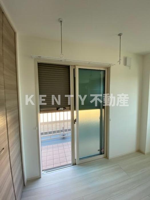 その他設備　防犯シャッター付きです