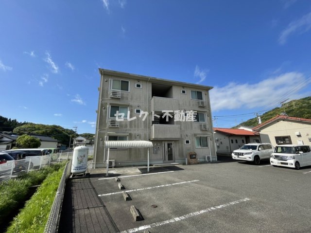 建物外観　【ラ・ブリーズ】