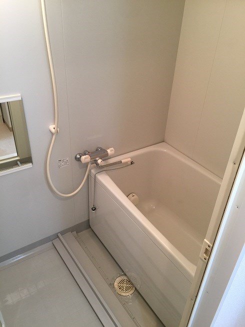 バス・シャワールーム　浴室