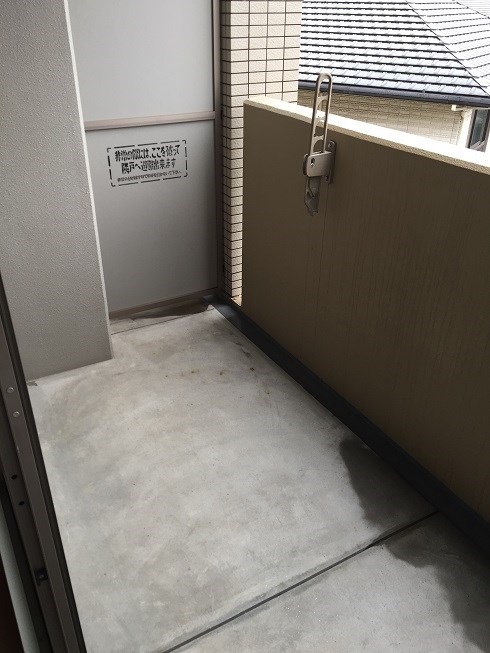 バルコニー　ベランダ