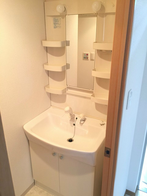 洗面設備　洗髪洗面化粧台