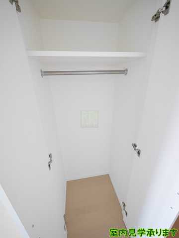 収納　シュロス高田馬場