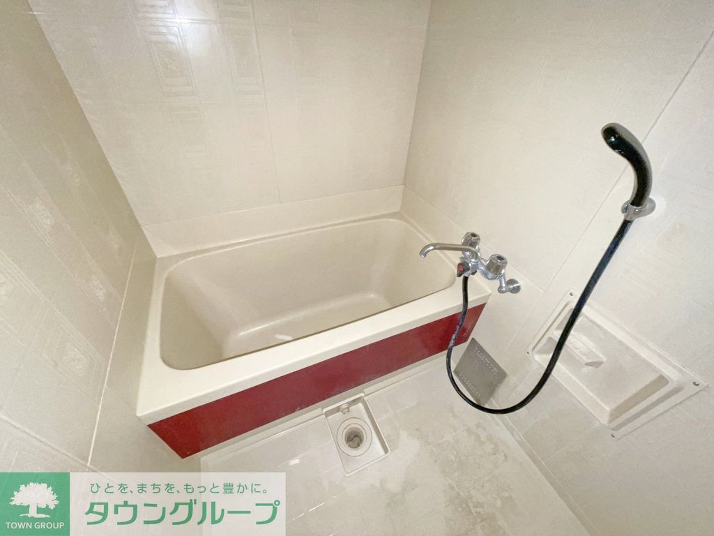 バス・シャワールーム　※別部屋参考写真です